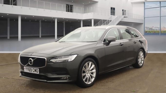 2025 Volvo V90