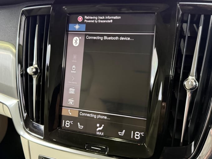 2025 Volvo V90
