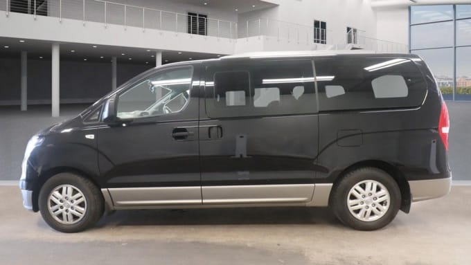 2025 Hyundai I800