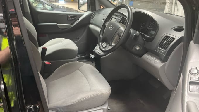 2025 Hyundai I800