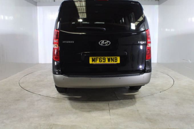 2025 Hyundai I800