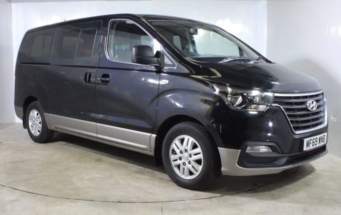 2025 Hyundai I800
