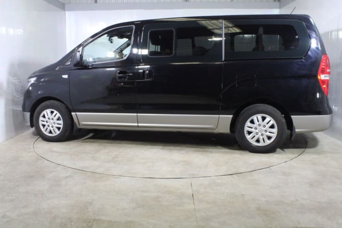2025 Hyundai I800