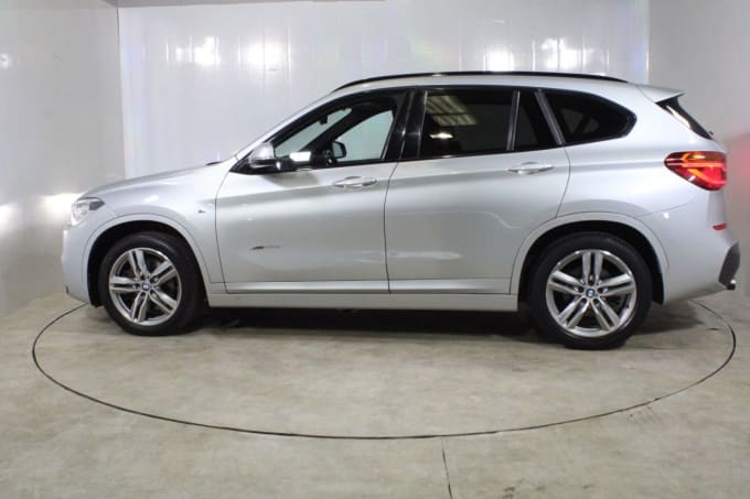 2025 BMW X1