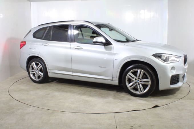 2025 BMW X1