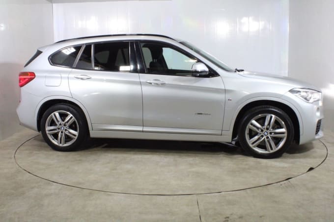 2025 BMW X1
