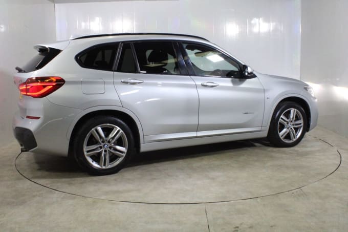 2025 BMW X1