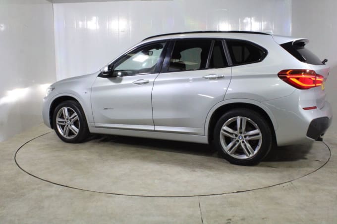 2025 BMW X1