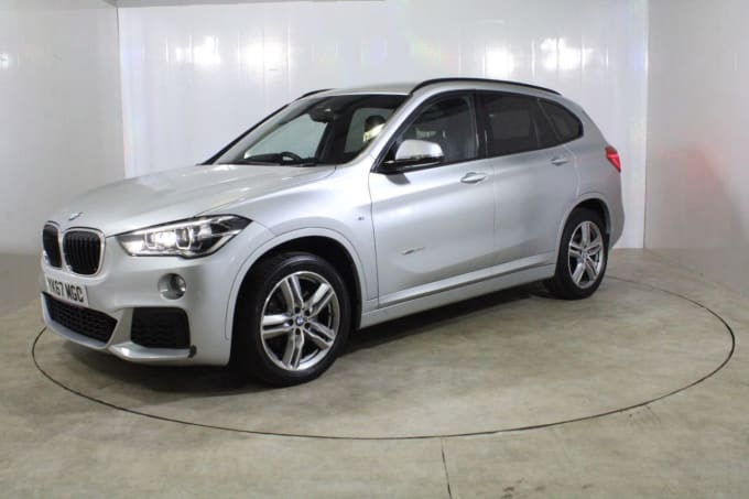 2025 BMW X1