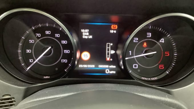 2025 Jaguar Xe