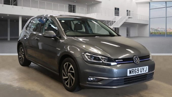2025 Volkswagen Golf
