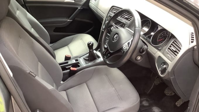 2025 Volkswagen Golf