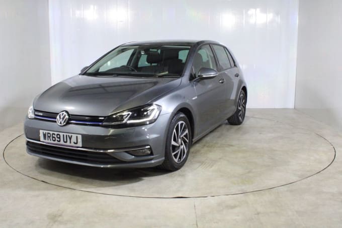 2025 Volkswagen Golf