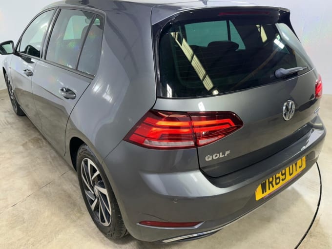 2025 Volkswagen Golf