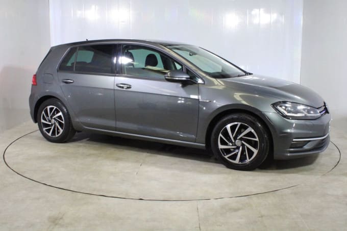 2025 Volkswagen Golf