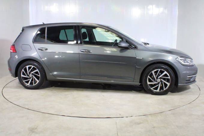 2025 Volkswagen Golf