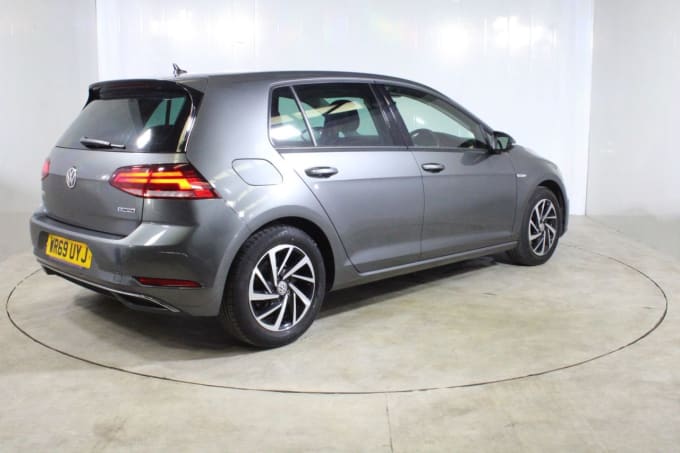 2025 Volkswagen Golf