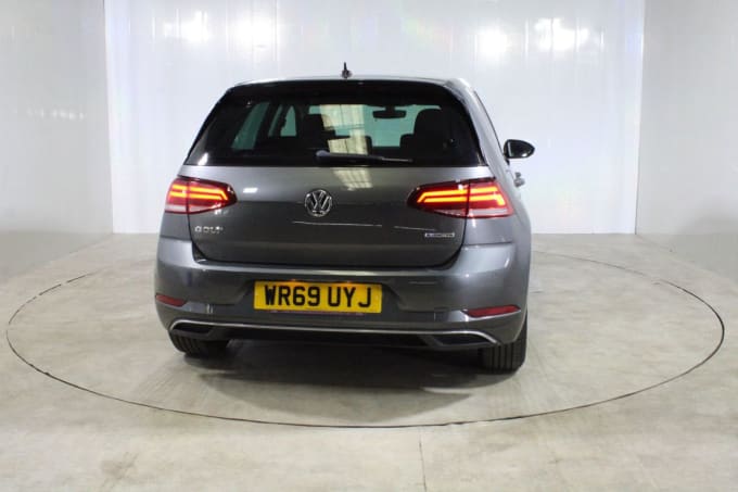 2025 Volkswagen Golf
