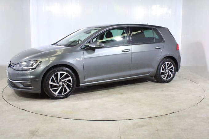 2025 Volkswagen Golf