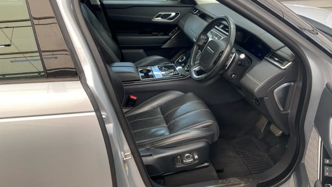 2025 Land Rover Range Rover Velar