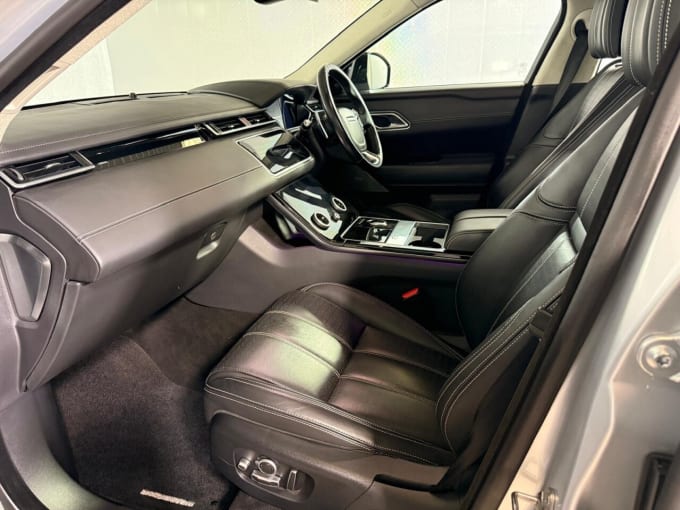 2025 Land Rover Range Rover Velar