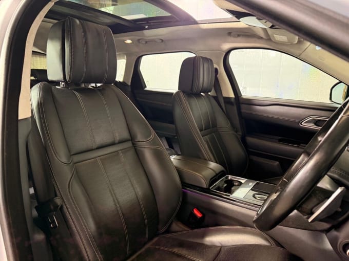 2025 Land Rover Range Rover Velar