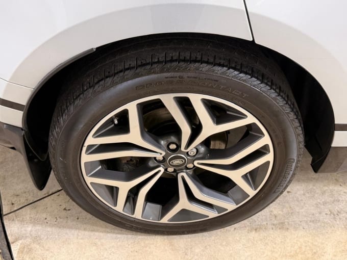 2025 Land Rover Range Rover Velar