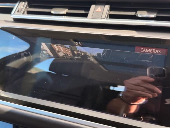 2025 Land Rover Range Rover Velar