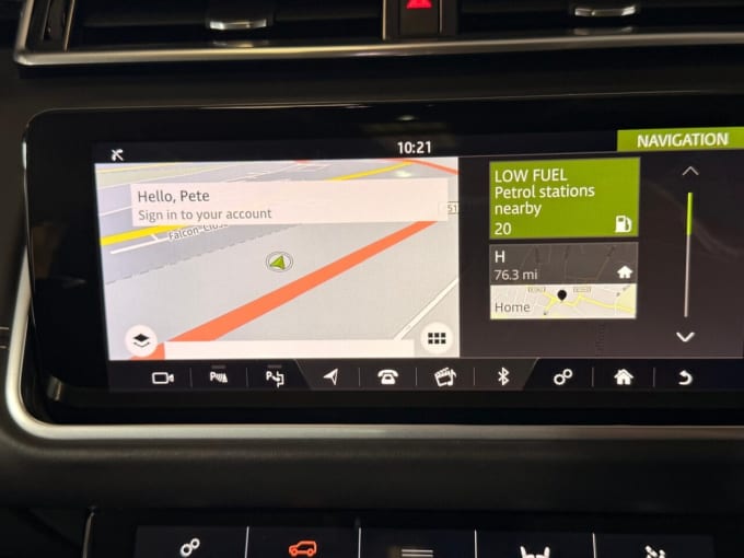 2025 Land Rover Range Rover Velar
