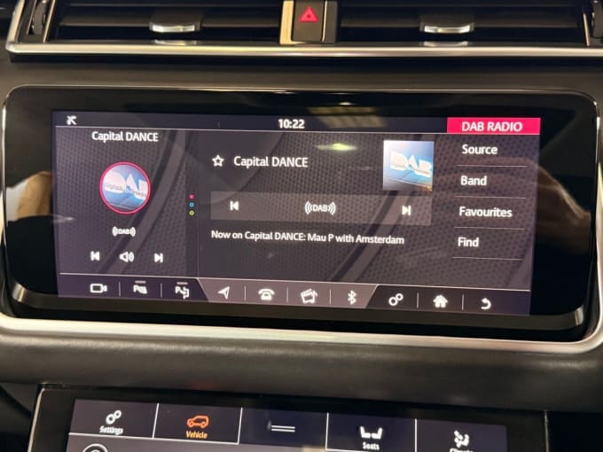 2025 Land Rover Range Rover Velar