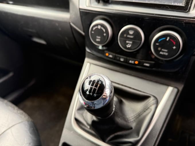 2025 Mazda Mazda5