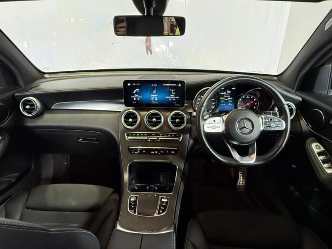 2025 Mercedes-benz Glc