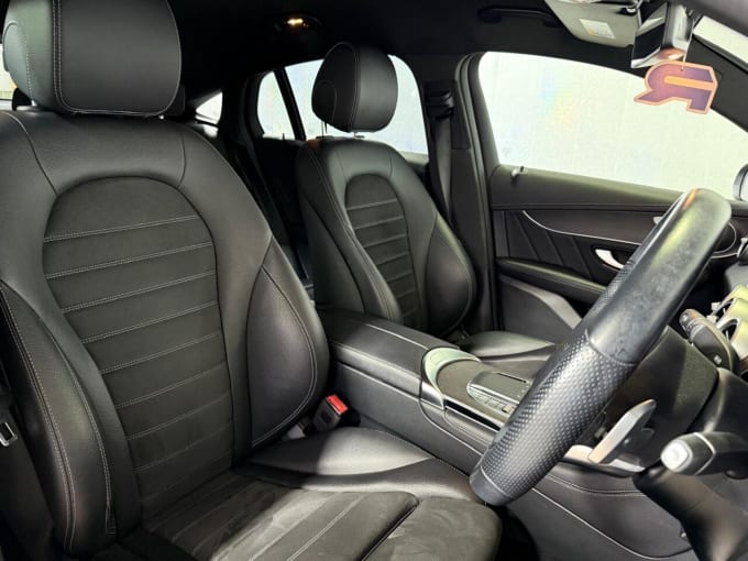 2025 Mercedes-benz Glc