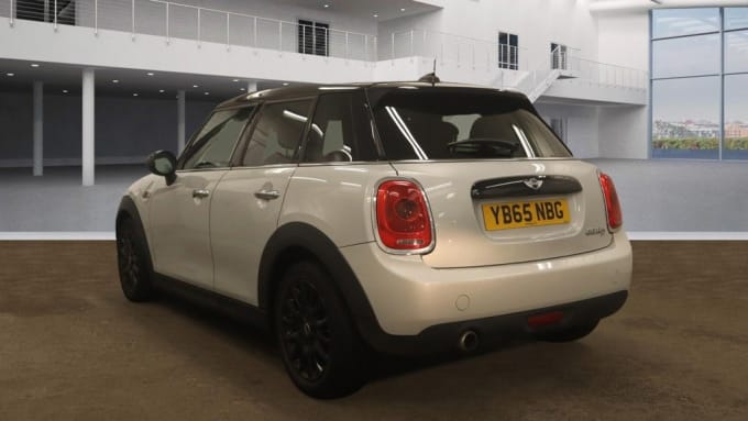 2025 Mini Hatch
