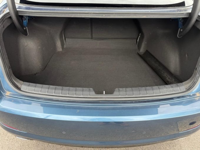 2025 Hyundai I40