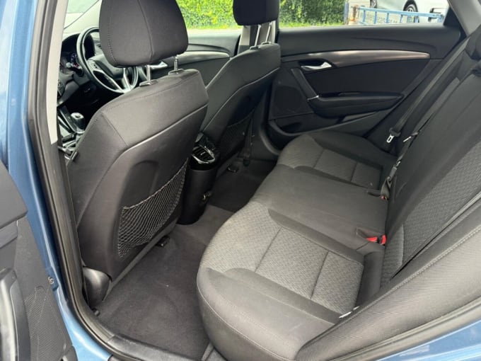 2025 Hyundai I40