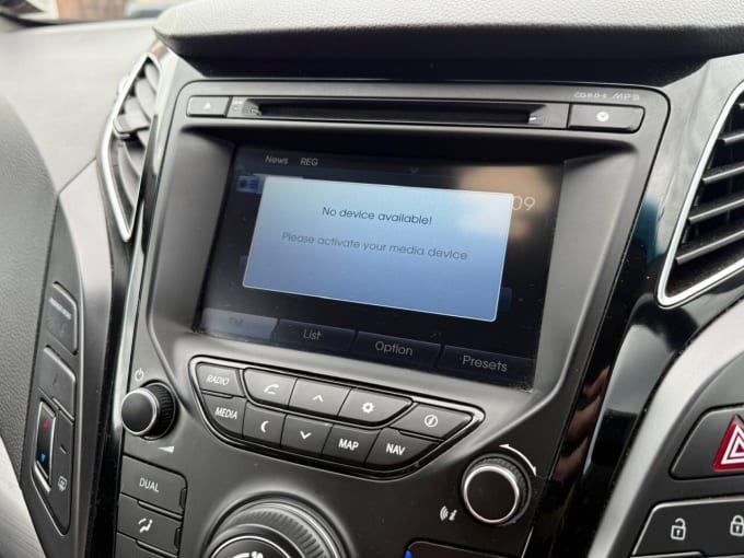 2025 Hyundai I40