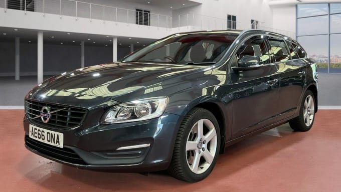 2025 Volvo V60
