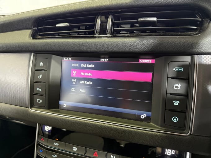 2025 Jaguar Xf