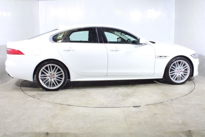 2025 Jaguar Xf
