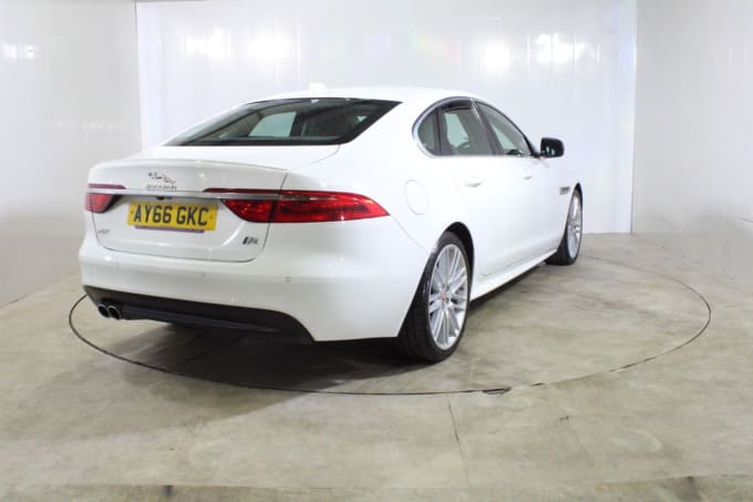 2025 Jaguar Xf