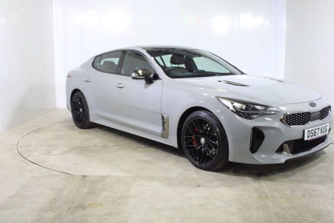 2025 Kia Stinger
