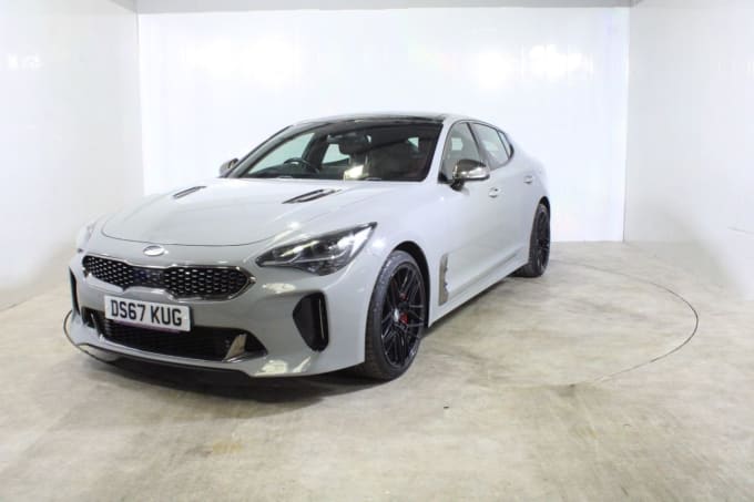 2025 Kia Stinger