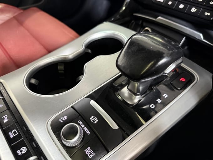 2025 Kia Stinger