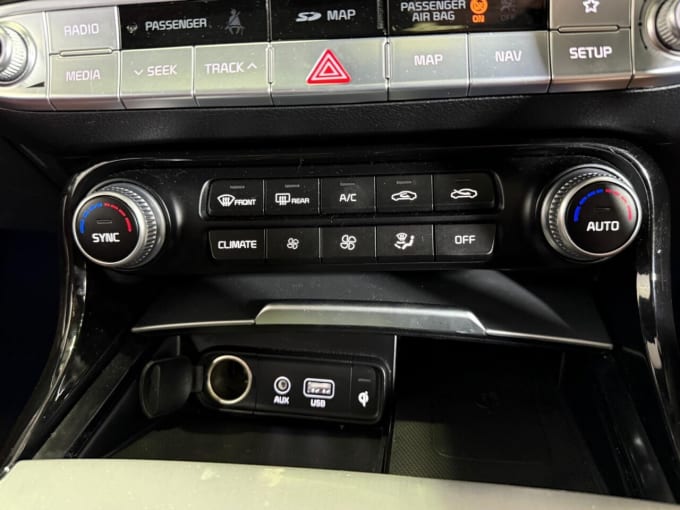 2025 Kia Stinger