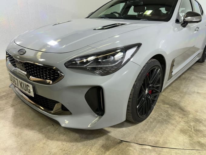 2025 Kia Stinger