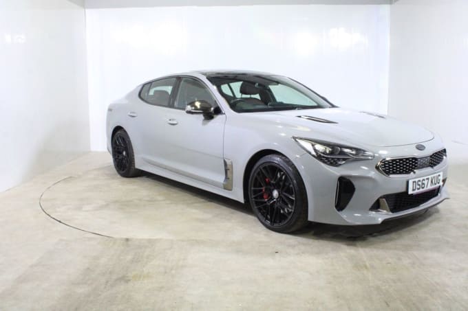 2025 Kia Stinger