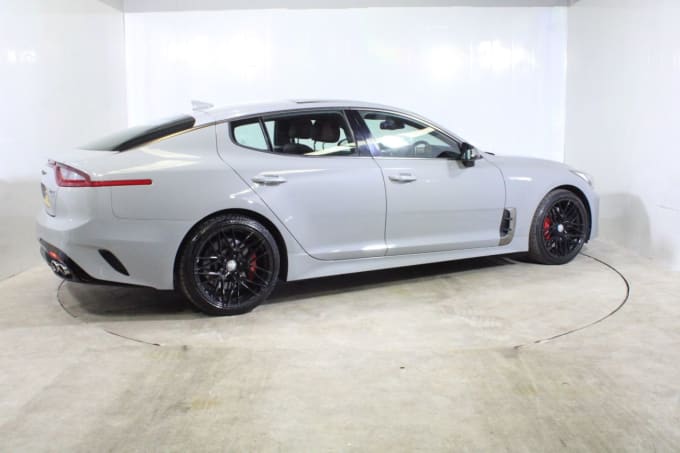 2025 Kia Stinger