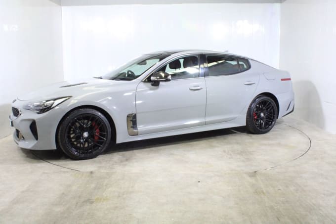 2025 Kia Stinger