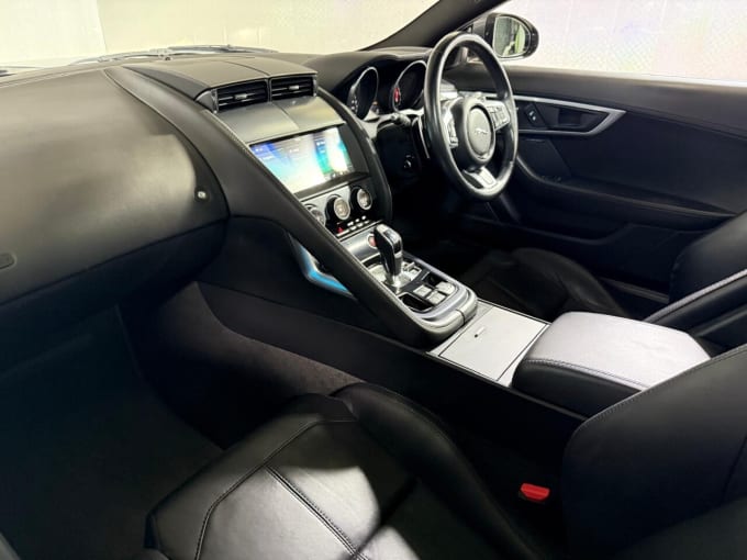 2025 Jaguar F-type